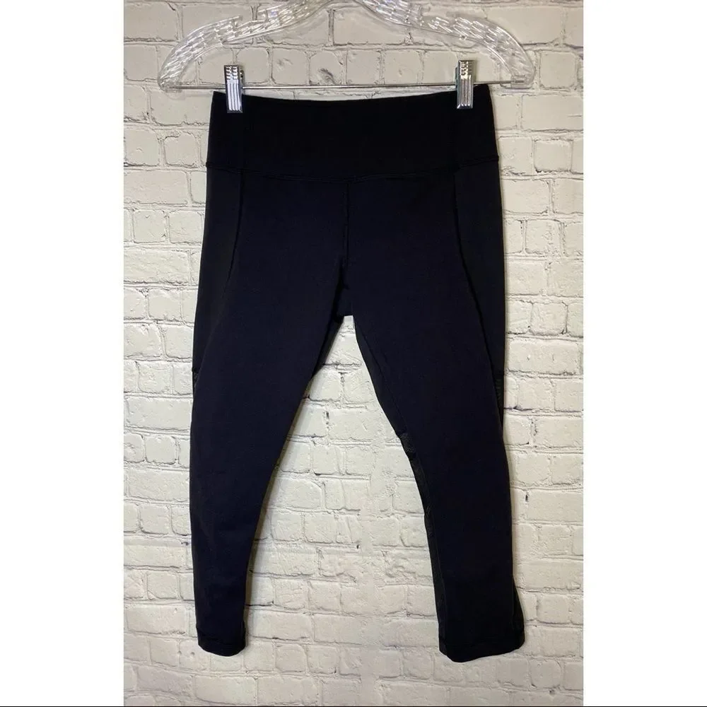 Lululemon Black Breathe Easy Crop Legging Size 4